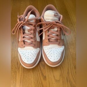 Nike dunk low women’s 7.5 basketball sneakers - Rose Whisper and White